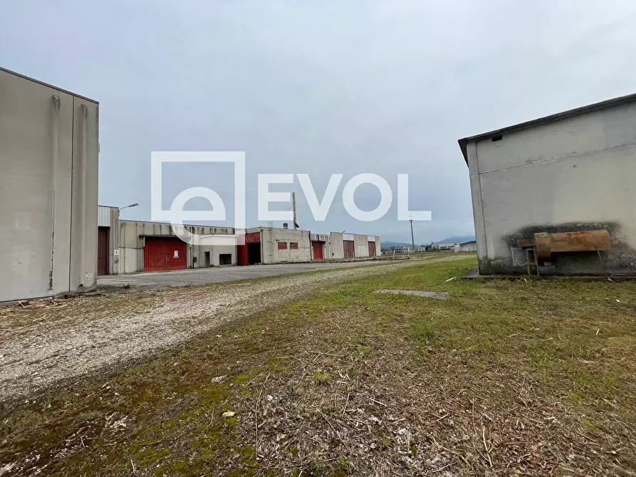 Immagine 9 di Capannone industriale in vendita  in via Valussi a Campolongo Tapogliano