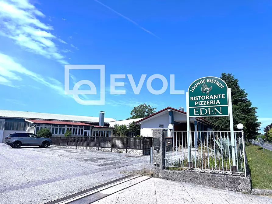 Immagine 1 di Locale commerciale in affitto  in via Udine 9 a Manzano