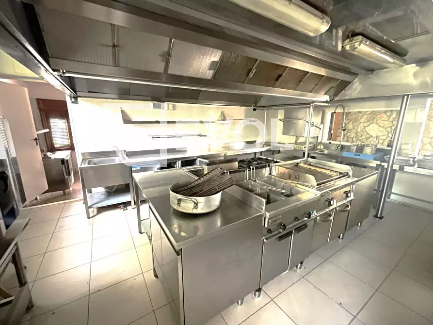 Immagine 2 di Locale commerciale in affitto  in via Udine 9 a Manzano