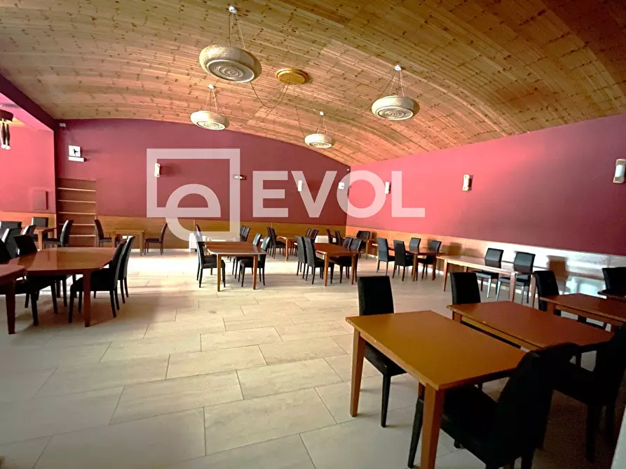 Immagine 3 di Locale commerciale in affitto  in via Udine 9 a Manzano