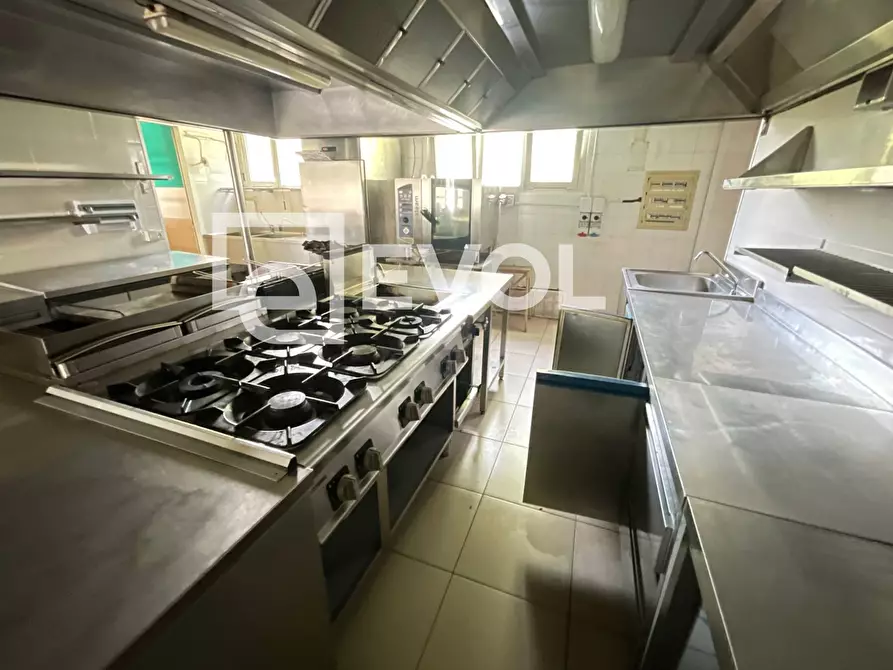 Immagine 14 di Locale commerciale in affitto  in via Udine 9 a Manzano