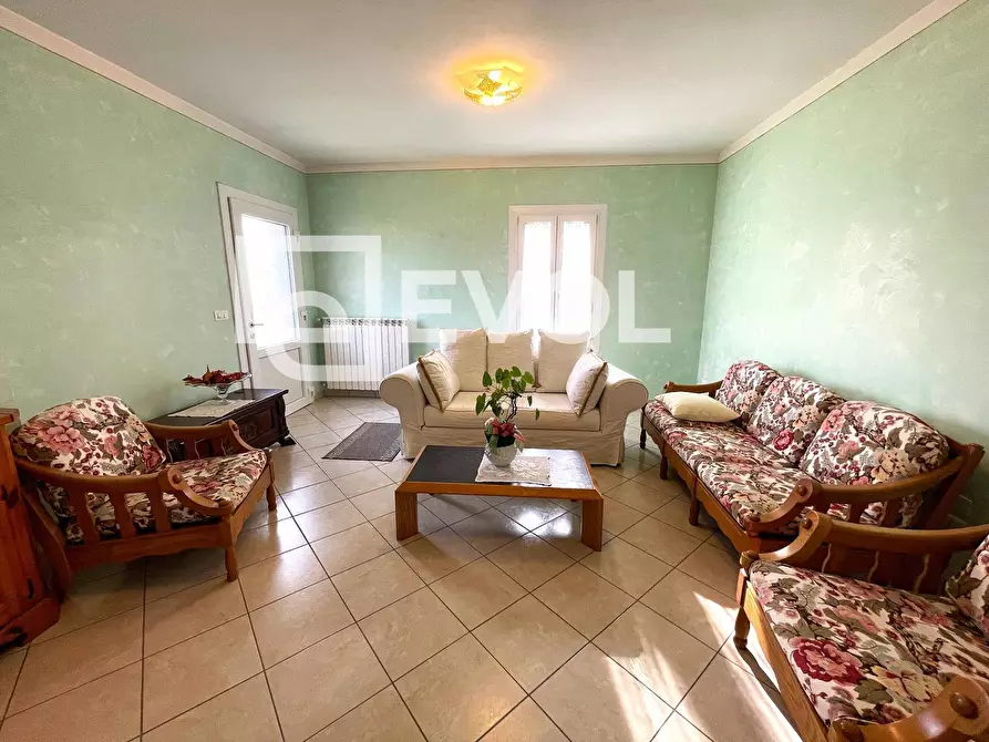 Immagine 14 di Villa in vendita  in Via Caterina Percoto 5 a Rivignano Teor