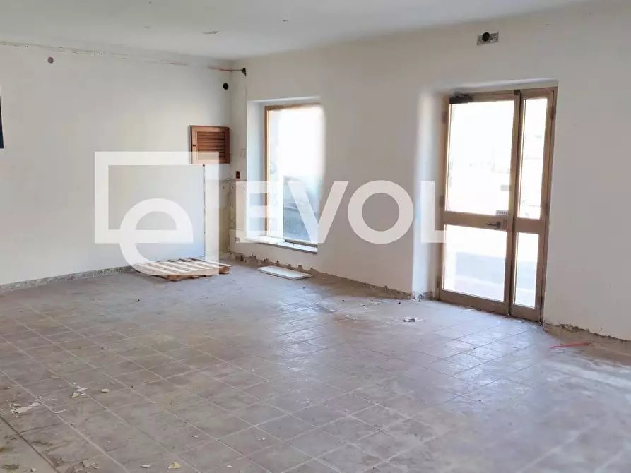 Immagine 5 di Negozio in vendita  in Via Cividale 291 a Udine