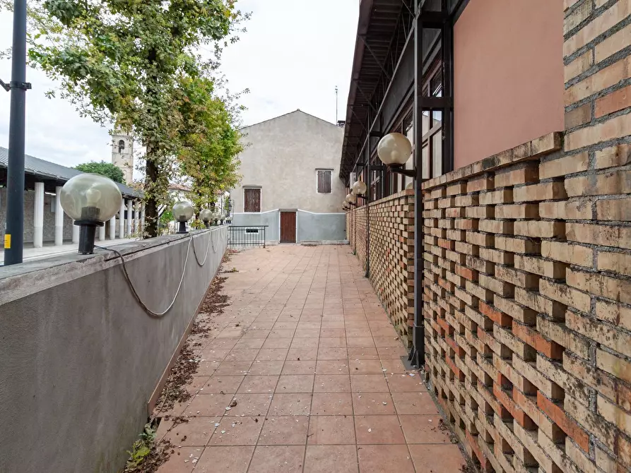 Immagine 14 di Locale commerciale in affitto  in Via Antonio de Pellegrini 1 a Andreis