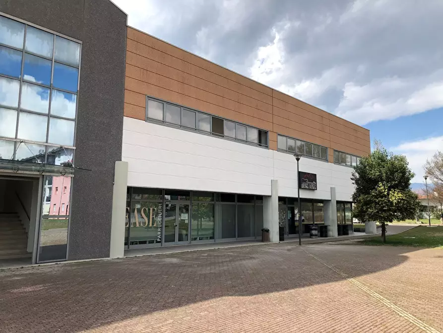 Immagine 2 di Locale commerciale in vendita  in Via Goetta 76 a Cordenons