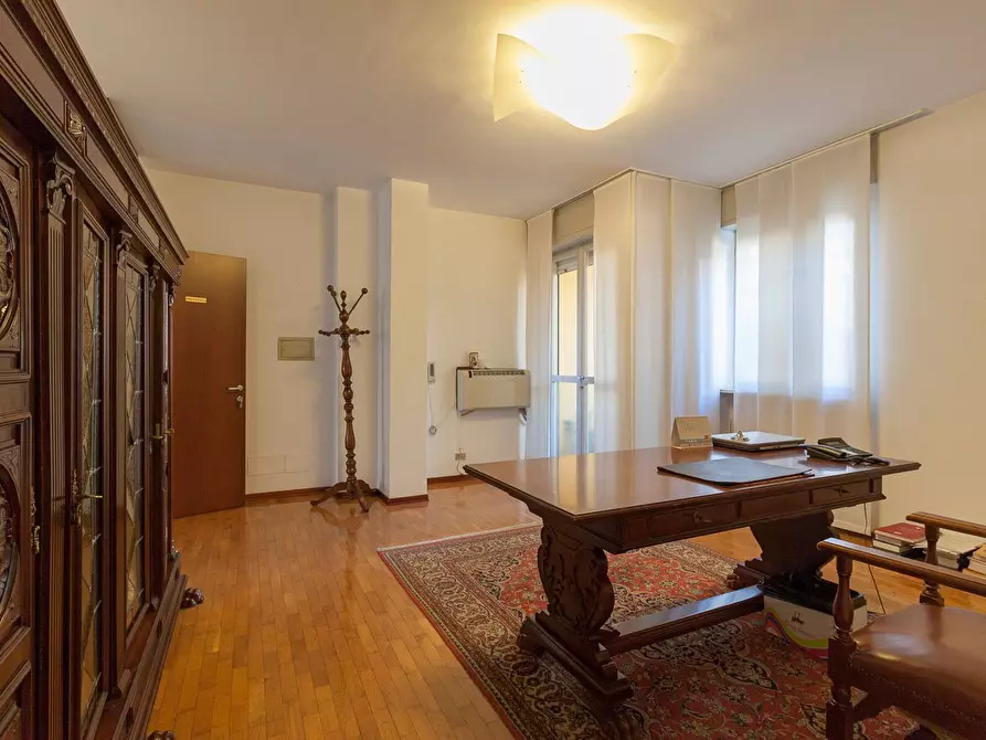 Immagine 4 di Ufficio in vendita  in Viale Michelangelo Grigoletti a Pordenone