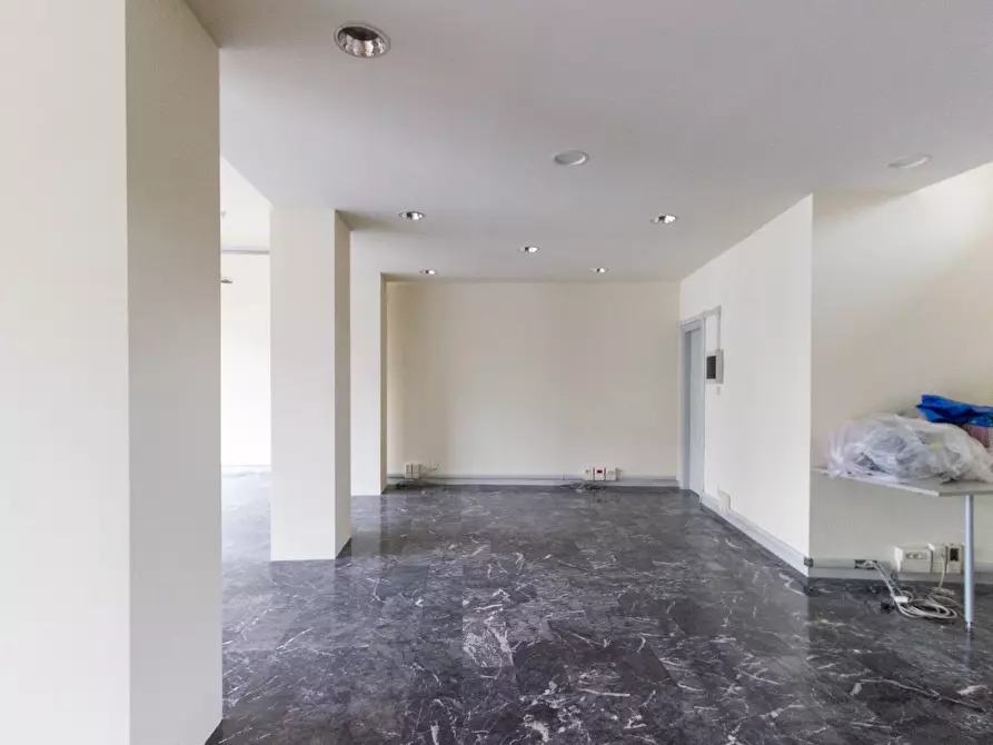 Immagine 3 di Locale commerciale in affitto  in Via Oberdan 5 a Pordenone