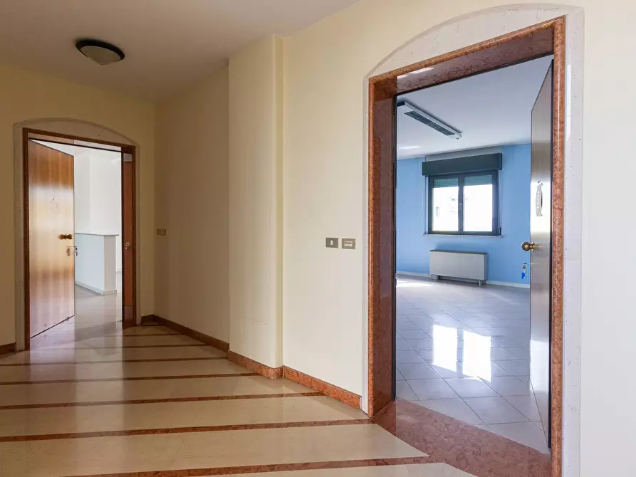 Immagine 2 di Ufficio in vendita  in Via Dante 12 a Pordenone