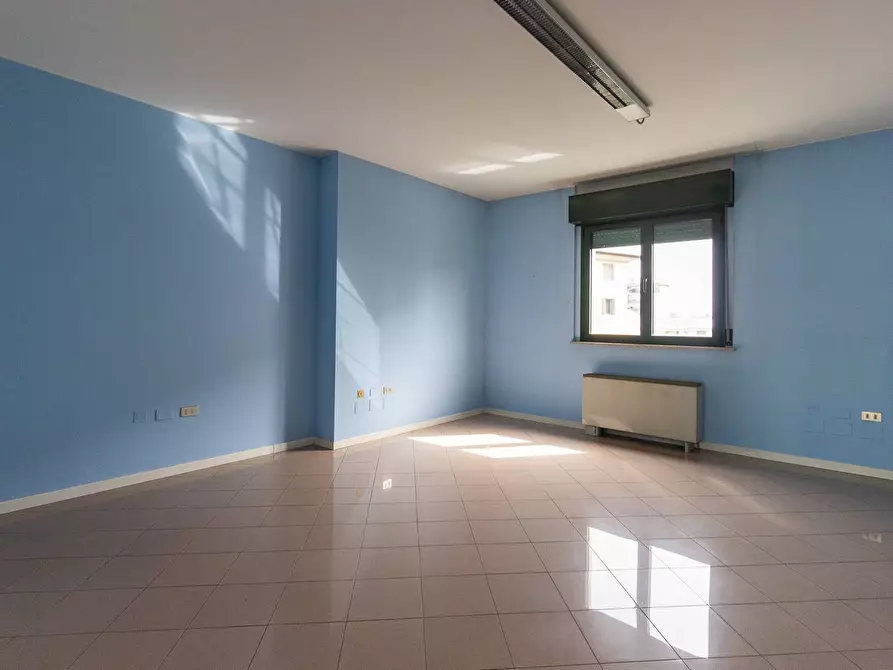 Immagine 4 di Ufficio in vendita  in Via Dante 12 a Pordenone