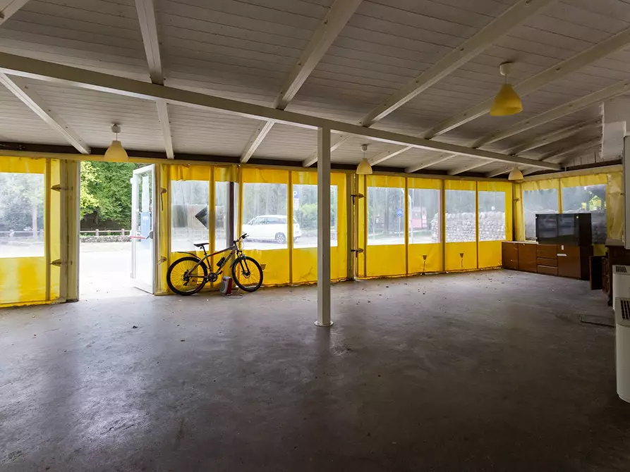 Immagine 8 di Locale commerciale in affitto  in Via Marconi 8 a Andreis