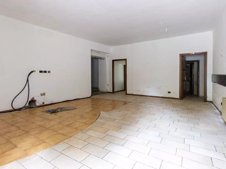 Immagine 12 di Locale commerciale in affitto  in Via Marconi 8 a Andreis