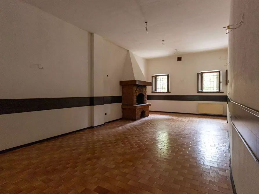 Immagine 14 di Locale commerciale in affitto  in Via Marconi 8 a Andreis