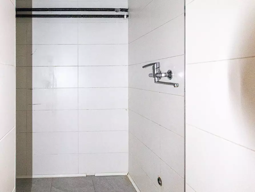 Immagine 16 di Locale commerciale in affitto  in Via Marconi 8 a Andreis