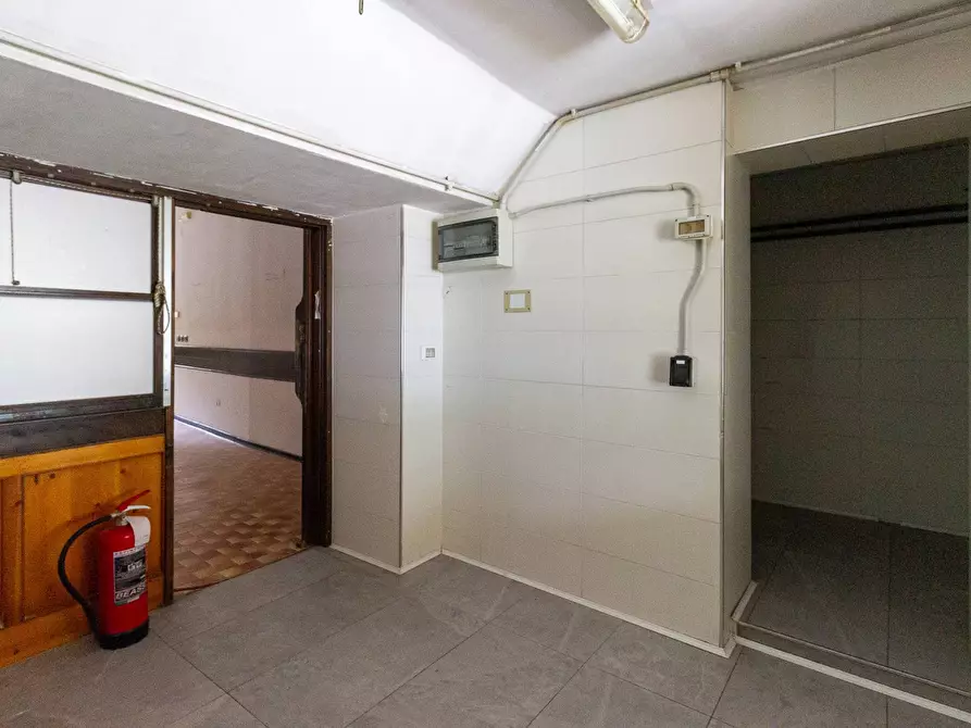 Immagine 18 di Locale commerciale in affitto  in Via Marconi 8 a Andreis