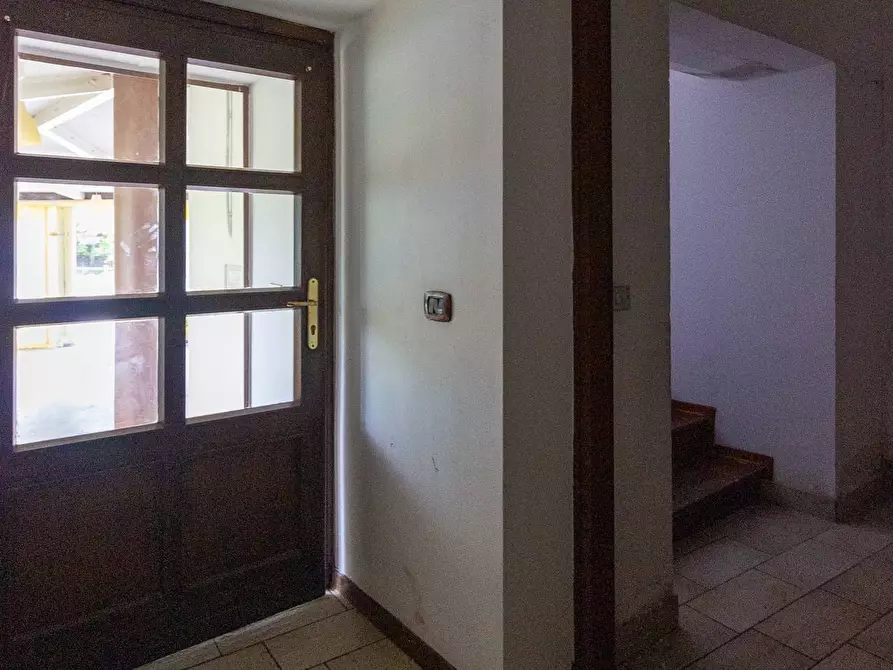 Immagine 27 di Locale commerciale in affitto  in Via Marconi 8 a Andreis