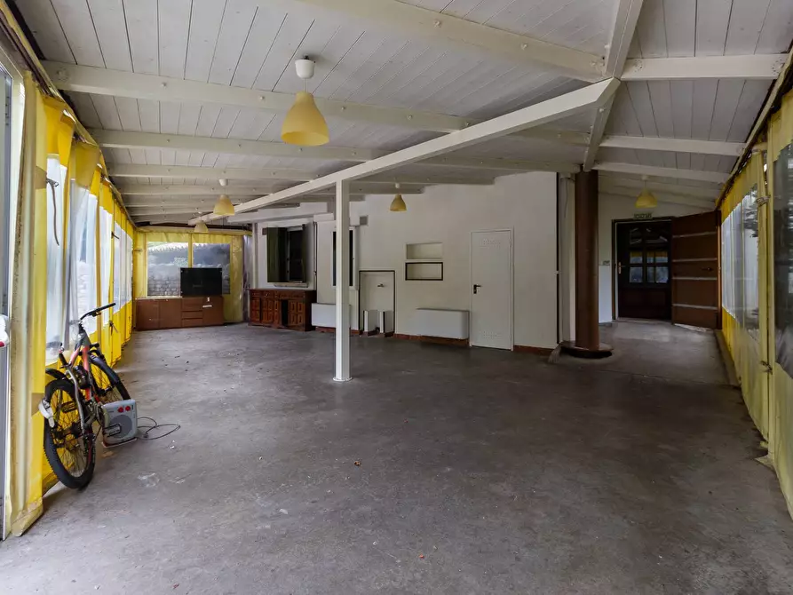 Immagine 9 di Locale commerciale in affitto  in Via Marconi 8 a Andreis