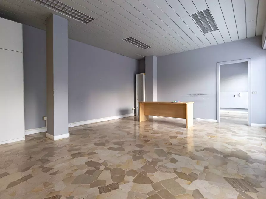 Immagine 5 di Ufficio in vendita  in Via Vallona 17 a Pordenone