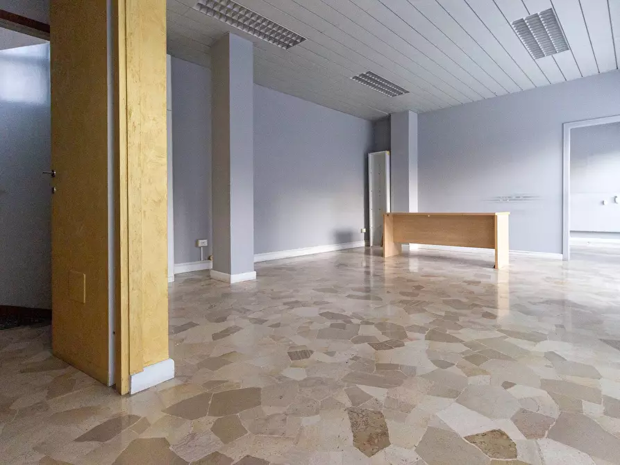 Immagine 6 di Ufficio in vendita  in Via Vallona 17 a Pordenone