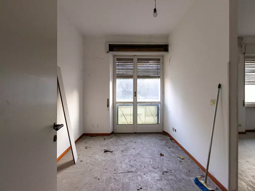 Immagine 11 di Ufficio in vendita  in Piazza Risorimento 10 a Pordenone