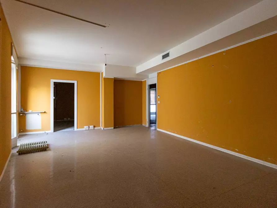 Immagine 5 di Ufficio in vendita  in PIAZZA RISORGIMENTO 10 a Pordenone