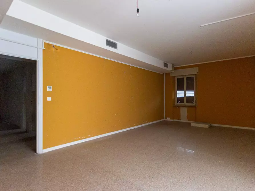 Immagine 6 di Ufficio in vendita  in PIAZZA RISORGIMENTO 10 a Pordenone