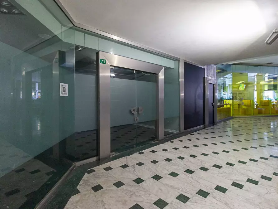 Immagine 2 di Locale commerciale in affitto  in Corso Garibaldi 71 a Pordenone