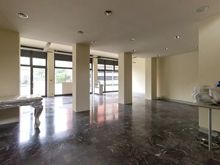 Immagine 4 di Locale commerciale in vendita  in Via Oberdan 5 a Pordenone