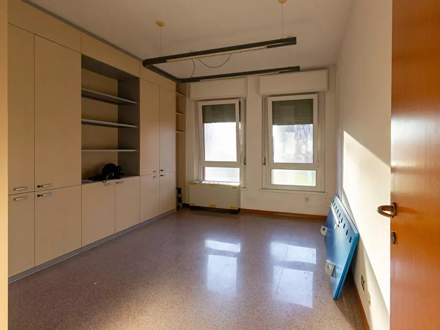 Immagine 9 di Ufficio in vendita  in Via Montereale 10 a Pordenone
