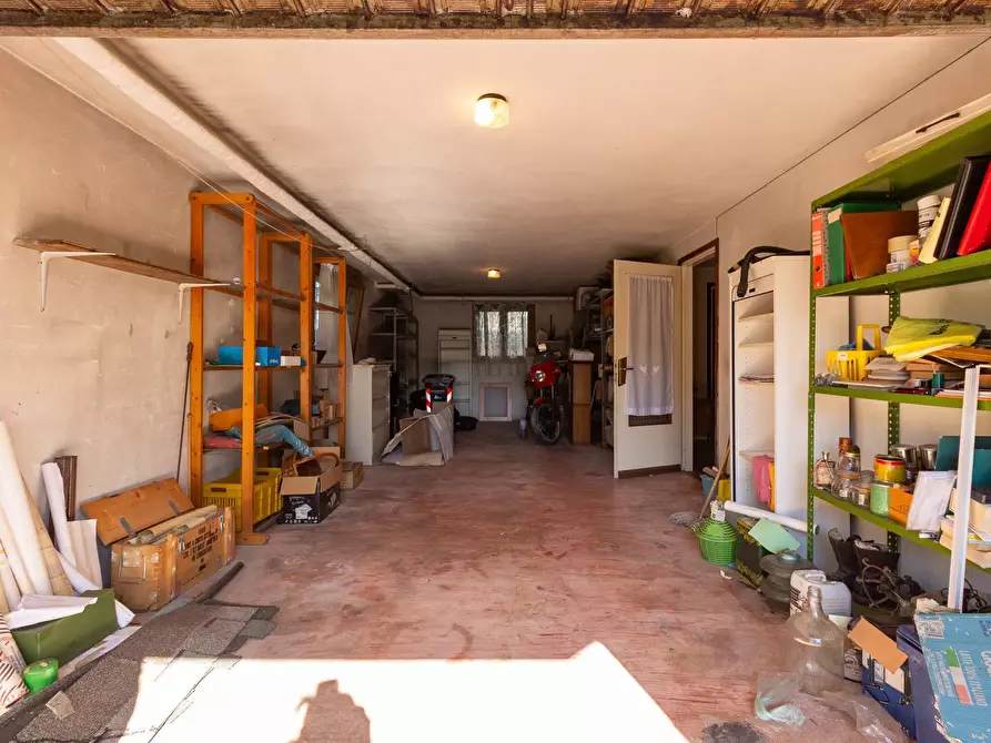 Immagine 32 di Casa semindipendente in vendita  in VIA BERNINI 2 a Cordenons