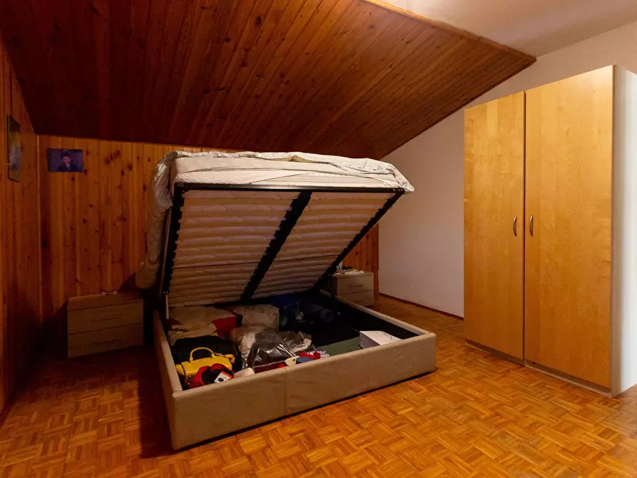 Immagine 53 di Casa semindipendente in vendita  in VIA BERNINI 2 a Cordenons