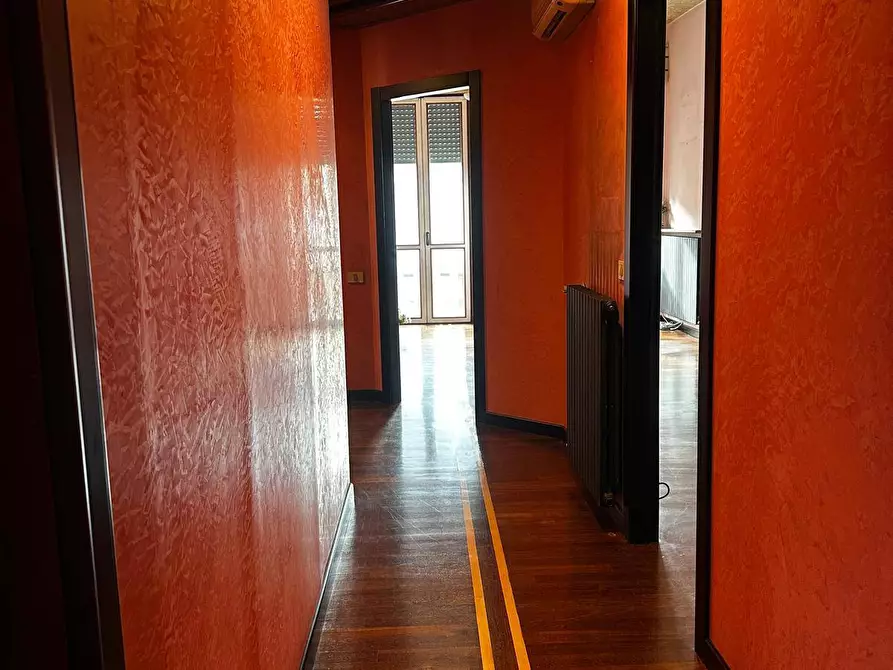 Immagine 18 di Ufficio in vendita  in Via Mazzini 26 a Pordenone