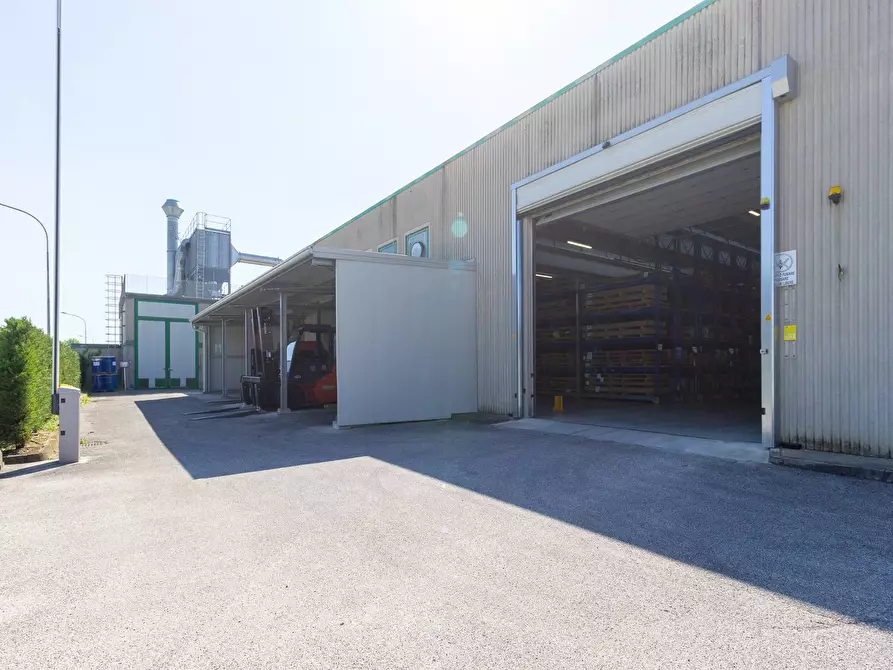 Immagine 15 di Capannone industriale in vendita  in Via del Commercio 1 a Oderzo