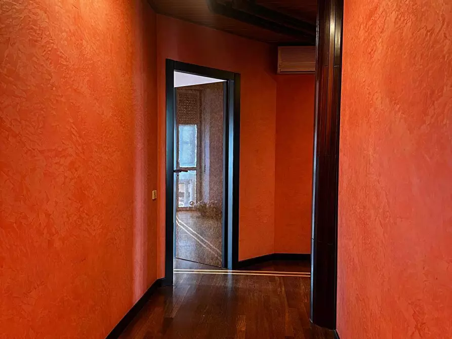 Immagine 12 di Ufficio in vendita  in Via Mazzini 26 a Pordenone