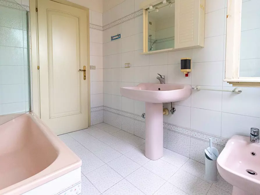 Immagine 22 di Appartamento in vendita  in VIA G.OBERDAN 9 a Pordenone