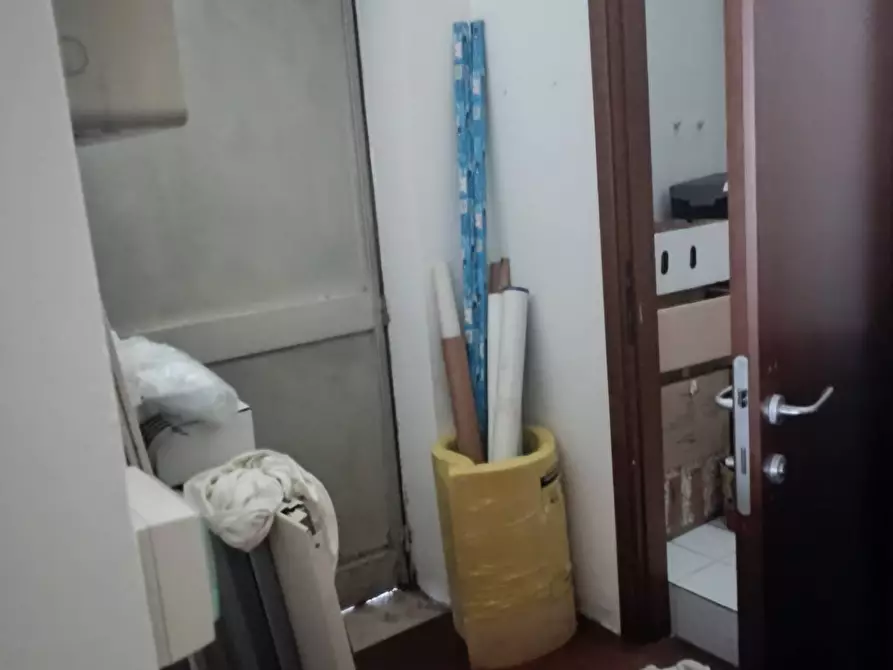 Immagine 11 di Locale commerciale in vendita  in Viale Marconi 55 a Pordenone