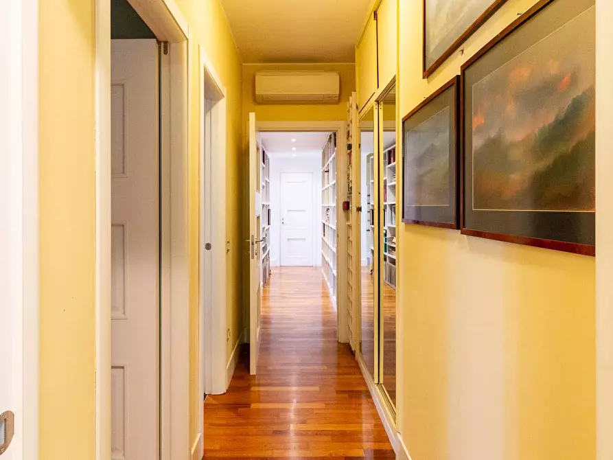 Immagine 15 di Appartamento in vendita  in Piazzetta N.Bixio 18 a Pordenone