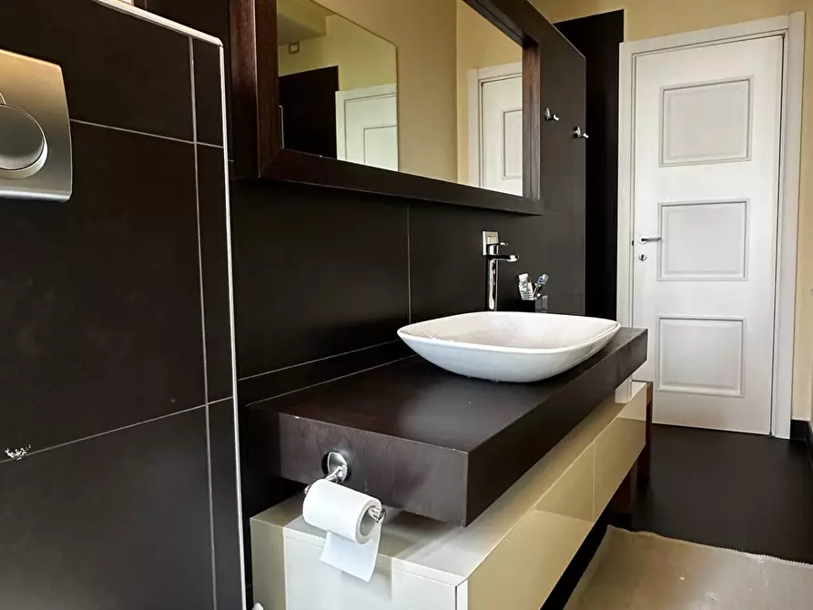 Immagine 18 di Appartamento in vendita  in Piazzetta N.Bixio 18 a Pordenone