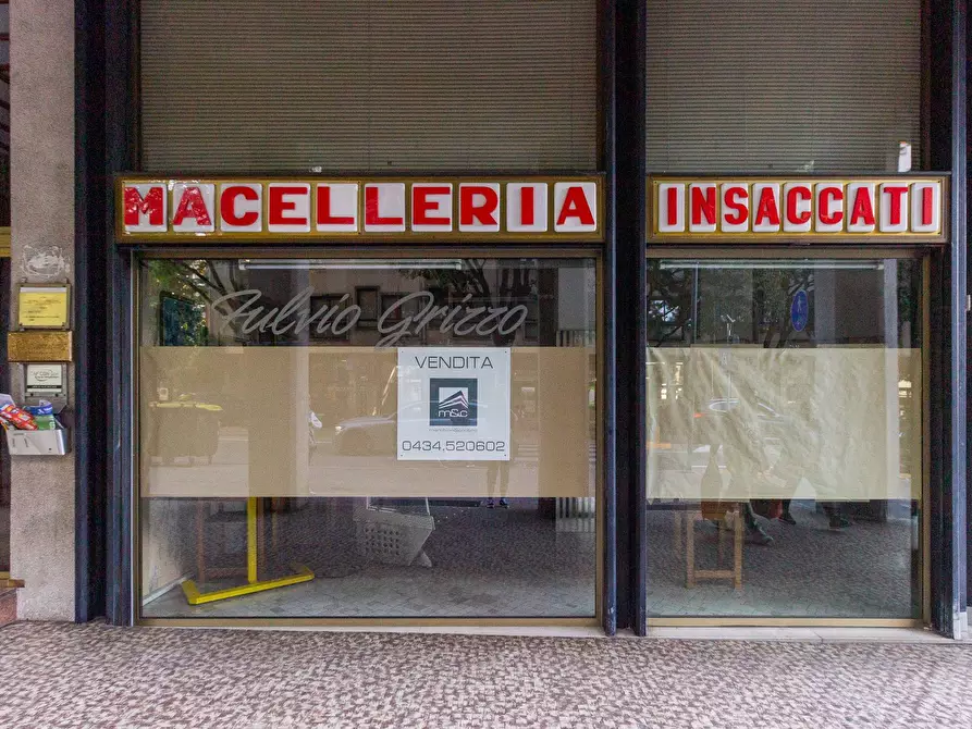 Immagine 2 di Locale commerciale in vendita  in Largo San Giovanni a Pordenone