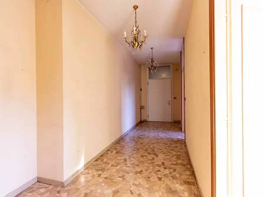 Immagine 8 di Appartamento in vendita  in Piazza Risorgimento 21 a Pordenone