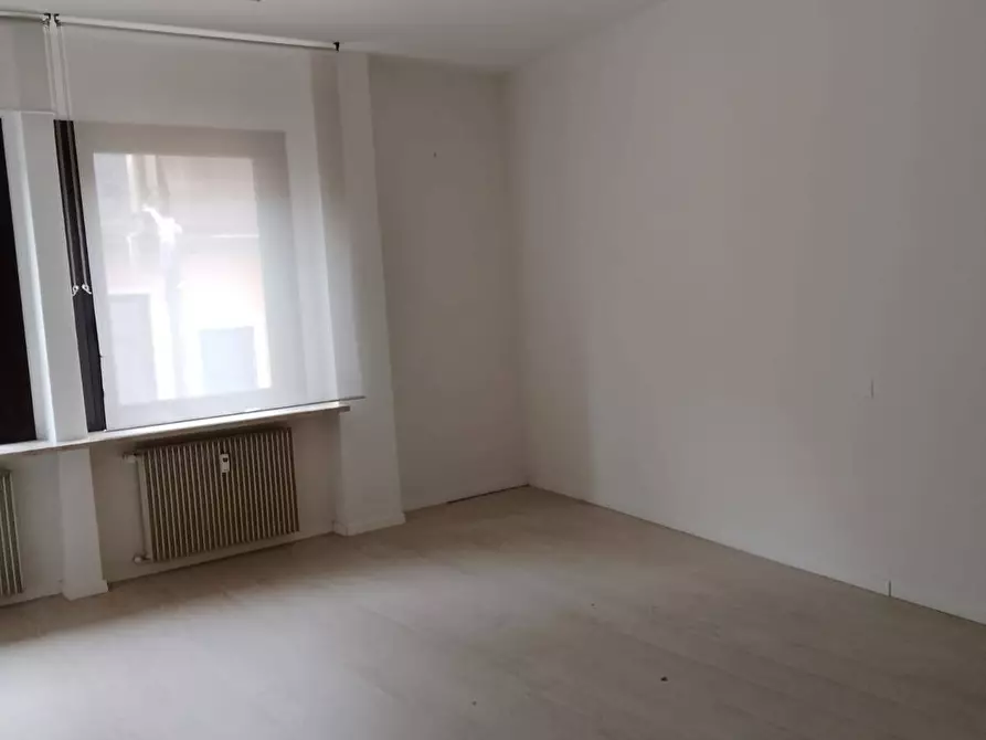 Immagine 10 di Ufficio in affitto  in Piazza XX Settembre 21 a Pordenone