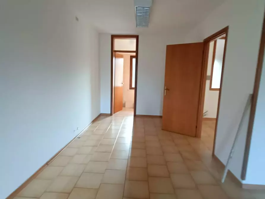 Immagine 5 di Ufficio in affitto  in Via Marconi a Pordenone