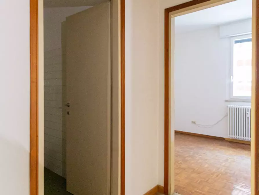 Immagine 10 di Appartamento in vendita  in VIA OBERDAN 3 a Pordenone