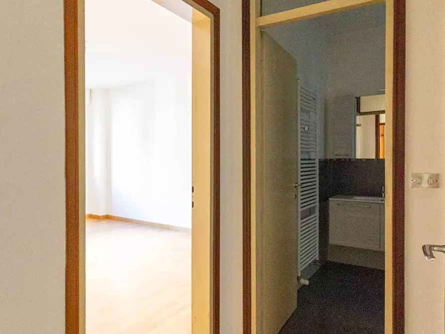 Immagine 17 di Appartamento in vendita  in VIA OBERDAN 3 a Pordenone