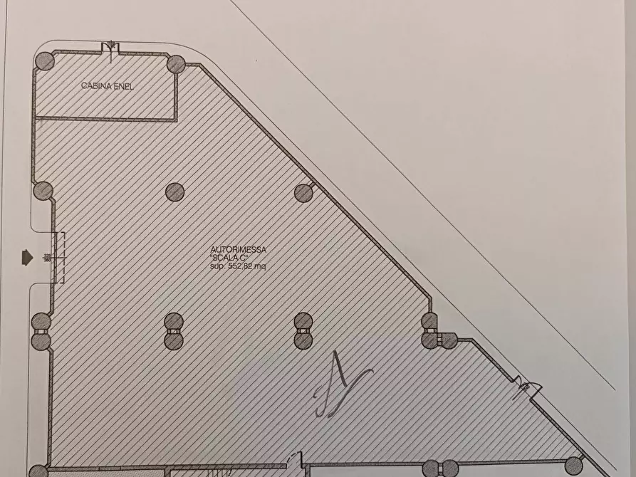 Immagine 1 di Box auto in vendita  in Centro Direzionale Galvani a Pordenone