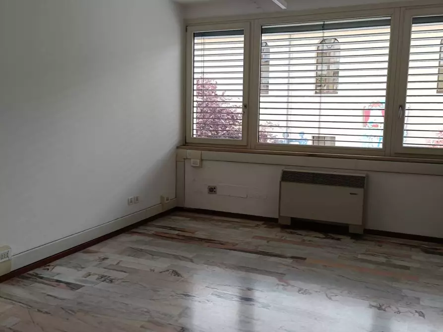 Immagine 3 di Ufficio in vendita  in Via Rovereto 2 a Pordenone