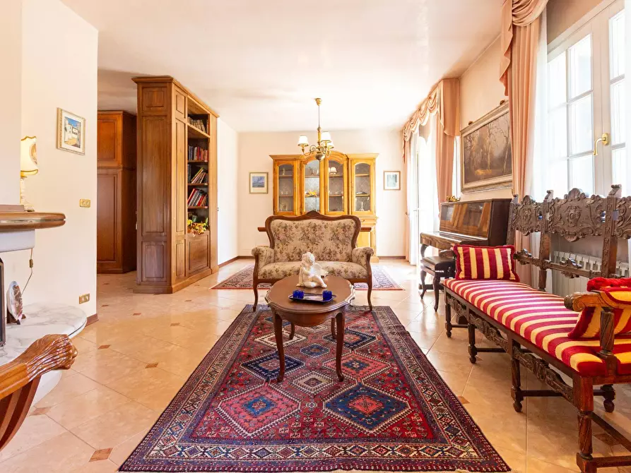 Immagine 8 di Villa in vendita  in VIA BORGO CASONI 31 a Pordenone