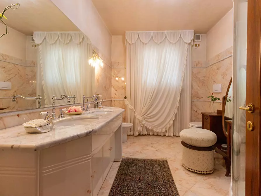 Immagine 36 di Villa in vendita  in VIA BORGO CASONI 31 a Pordenone