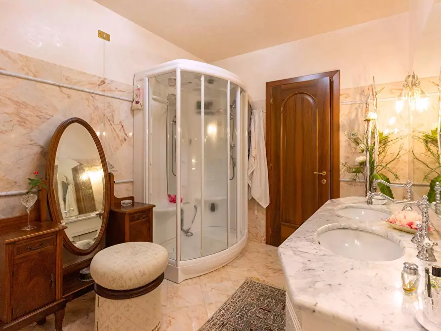 Immagine 37 di Villa in vendita  in VIA BORGO CASONI 31 a Pordenone