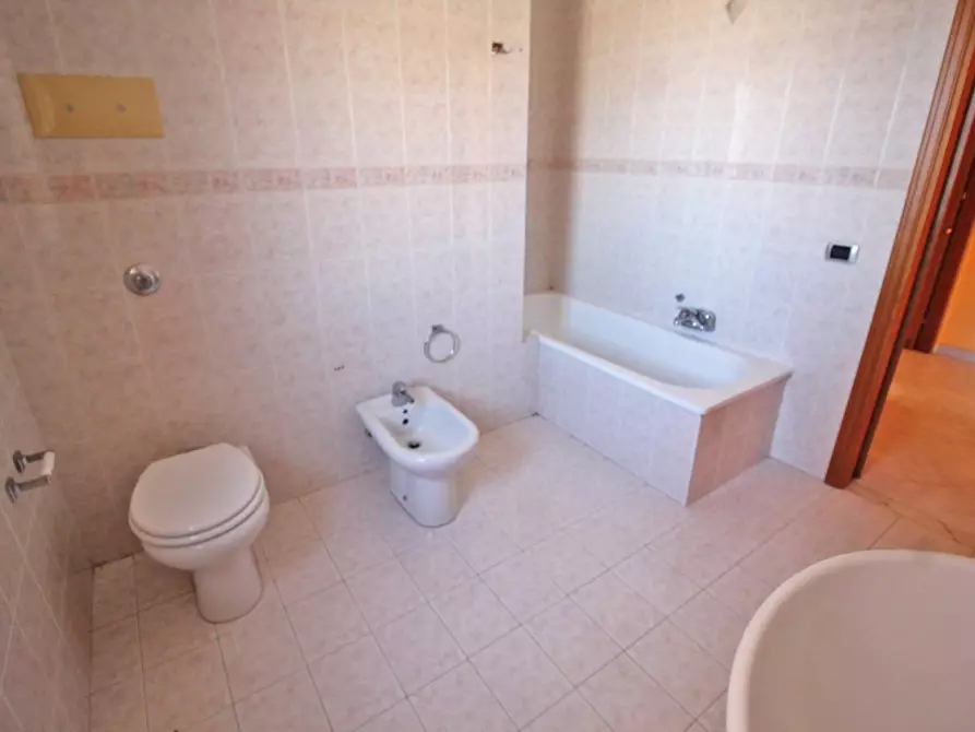 Immagine 43 di Appartamento in vendita  in via giuseppe fava 1 a Villabate