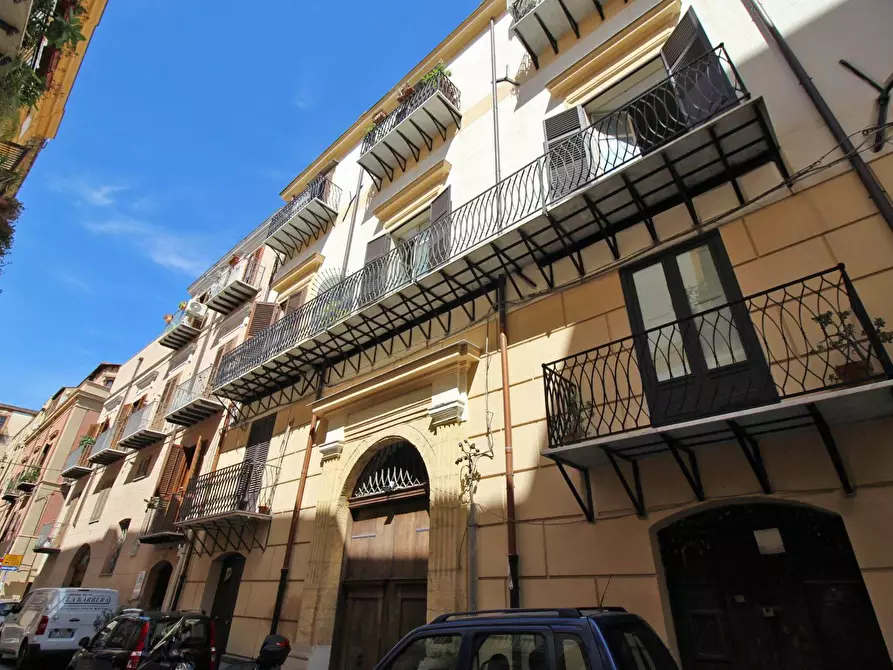 Immagine 2 di Appartamento in vendita  in Via Nino Basile 9 a Palermo